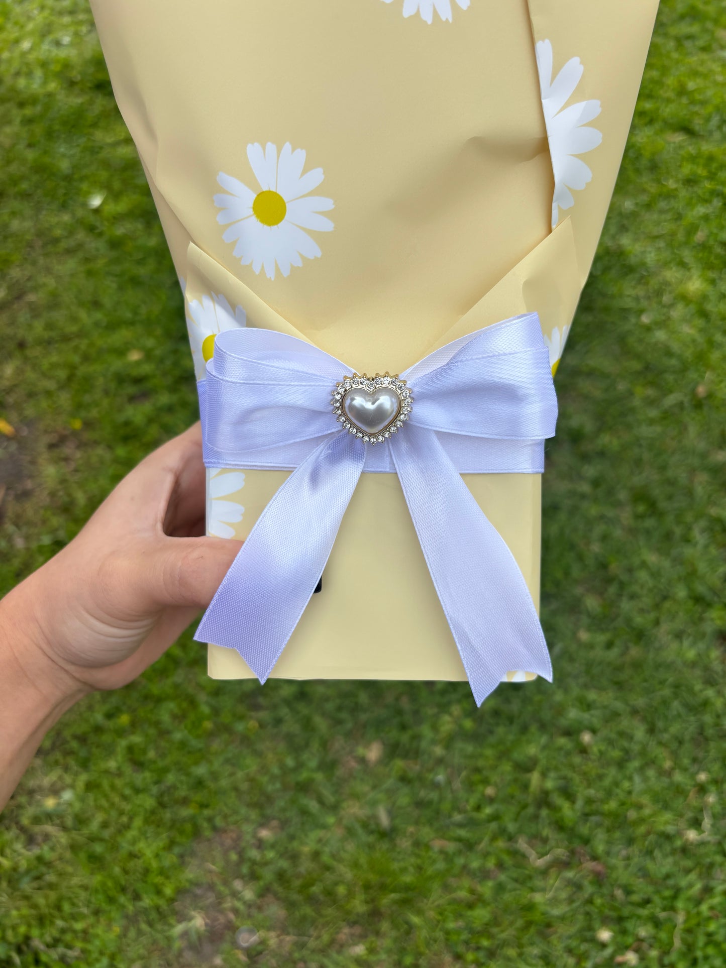 Mis Flores Amarillas Snoopy Bouquet